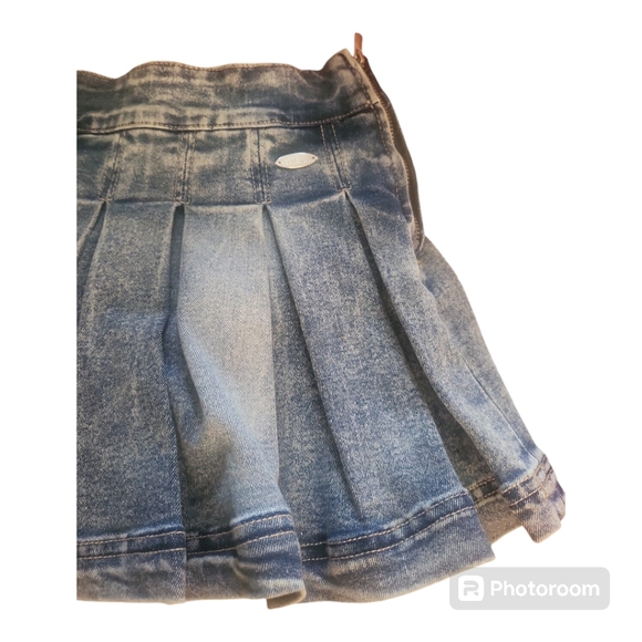 GUESS FACTORY Girl's Blue Pleated Denim Skirt - Size 8 - Picture 6 of 7